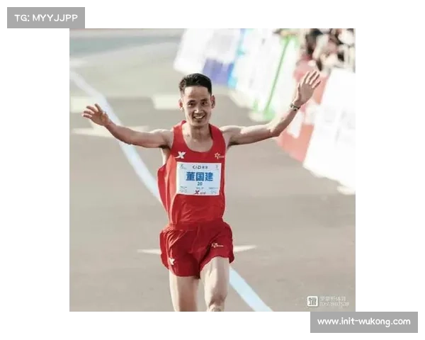 老将切鲁伊约特纽约马拉松获季军，45岁年龄展现持续竞争力